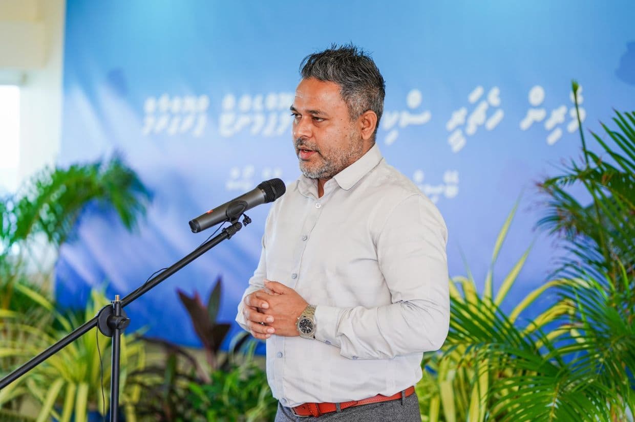 މަސްވެރިކަމާއި، ކަނޑުގެ ވަސީލަތްތަކާބެހޭ ވަޒީރު އަހުމަދު ޝިޔާމް