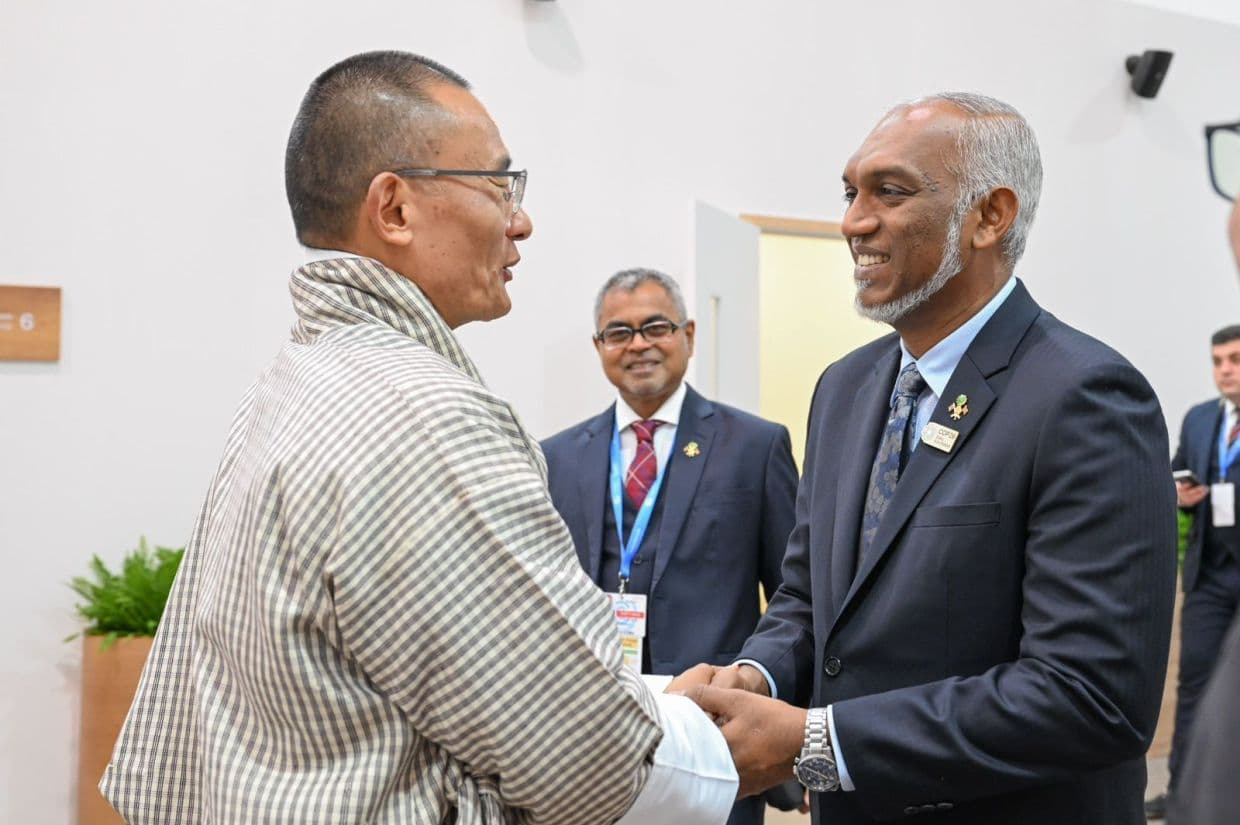 ރައީސުލްޖުމްހޫރިއްޔާ ޑރ. މުޙައްމަދު މުޢިއްޒު ބޫޓާންގެ ބޮޑުވަޒީރު ޝެރިންގ ތޮބްގޭއާ ބައްދަލުކުރެއްވުން