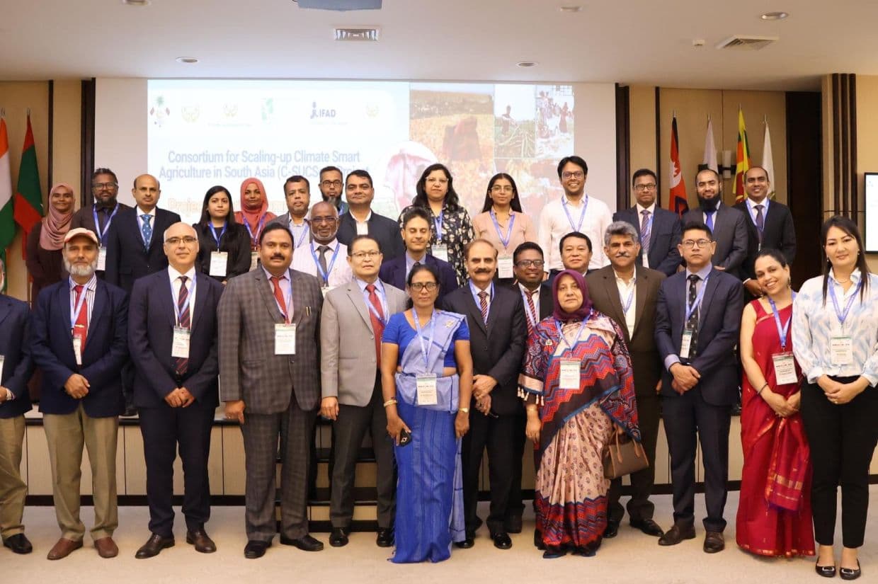 "ކޮންސޯޓިއަމް ފޮރ ސްކޭލިންގ އަޕް ކްލައިމެޓް ސްމާޓް އެގްރިކަލްޗަރ އިން ސައުތު އޭޝިއާ" ޕްރޮޖެކްޓްގެ ސްޓިއަރިންގ ކޮމިޓީ ބައްދަލުވުމުގެތެރެއިން.