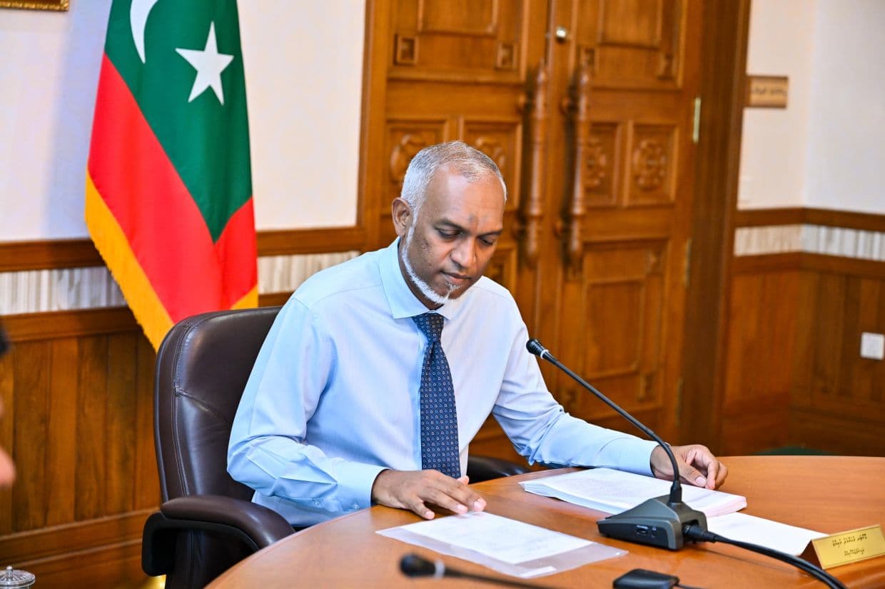 ރައީސް ޑރ. މުޢިއްޒުގެ ސިޔާސަތުގެ ސަބަބުން ފަތުރުވެރިކަން ދަނީ ބާރަށް ކުރިޔަށް،
