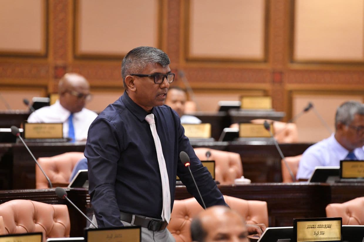 ތުޅާދޫ ދާއިރާގެ މިނިވަން މެންބަރު އަބްދުﷲ ހަންނާން އަބޫބަކުރު. / ފޮޓޯ: މަޖިލިސް