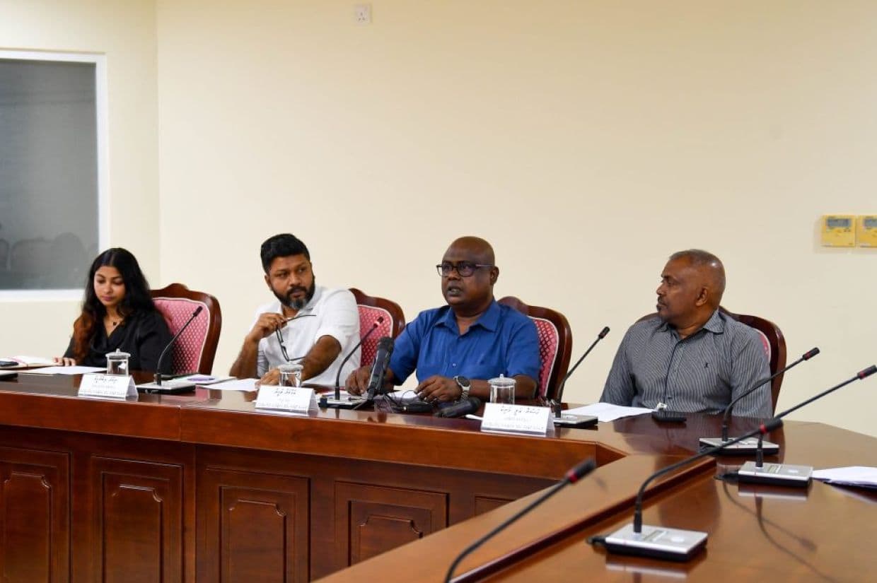 އެންއެޗްގޭމްގެ ވެރިން މިއަދު ކޮމިޓީގައި/ ފޮޓޯ: މަޖިލިސް