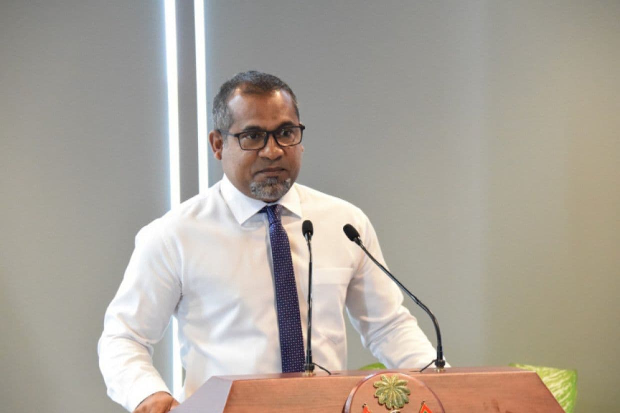 ފޮރިން މިނިސްޓަރ ޑރ. ޢަބްދުﷲ ޚަލީލް.