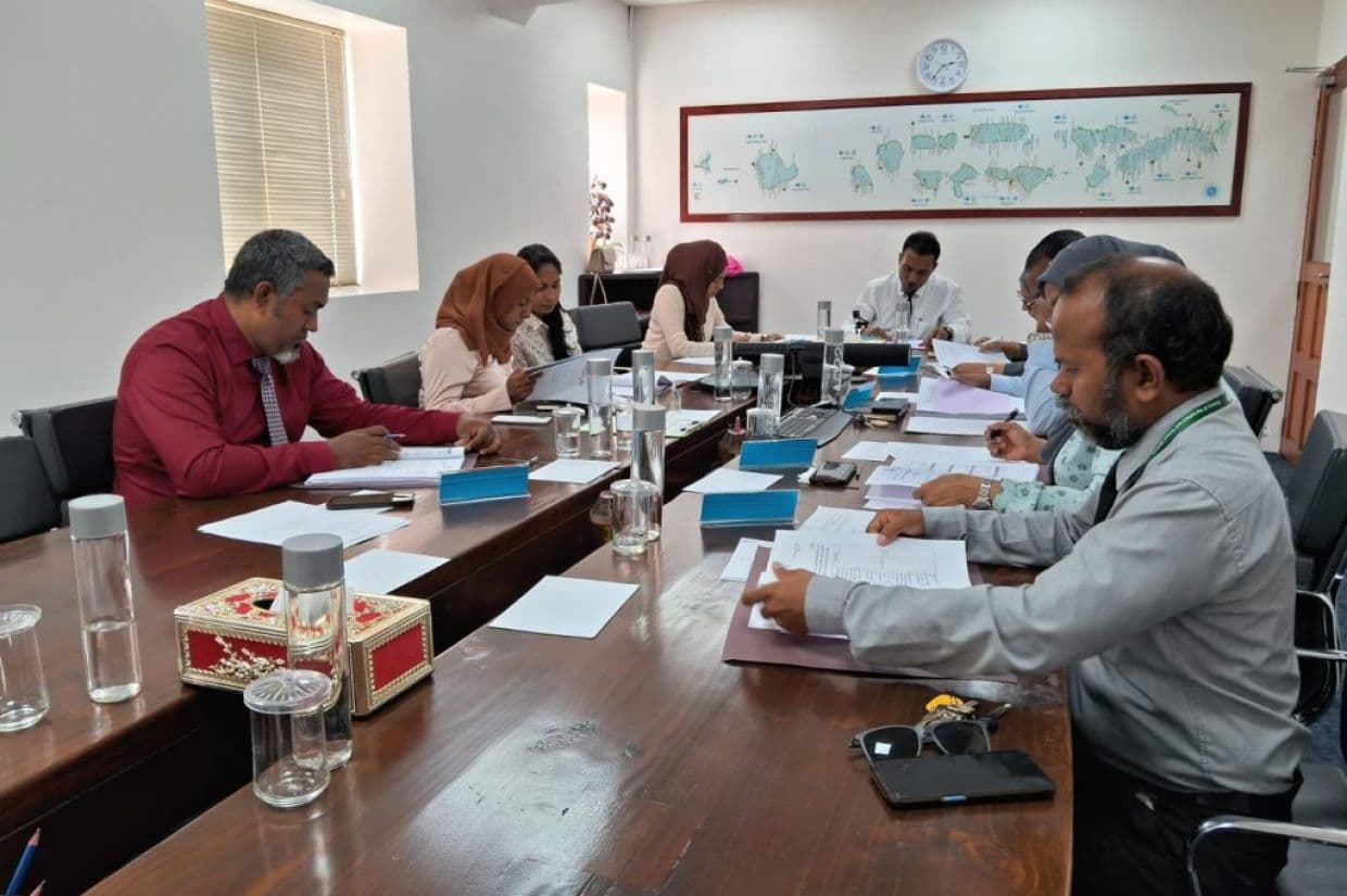 ފަޅުރަށް ތަކަށް އެދި ހުށަހެޅި ޕްރޮޕޯސަލްތައް އިވެލުއޭޓް ކުރުމުގެތެރެއިން