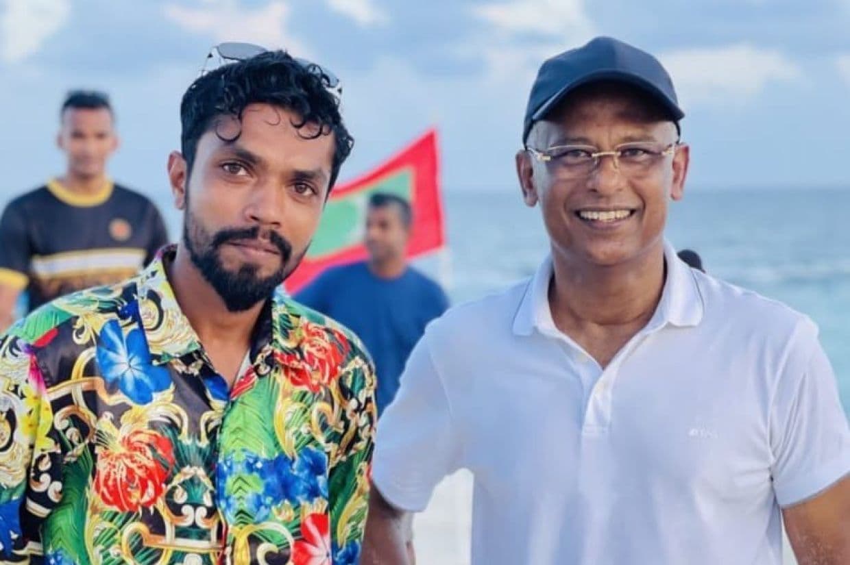ކުރީގެ ރައީސް އިބްރާހީމް މުޙައްމަދު ޞާލިޙް އާއި ހޯރަފުށީ ދާއިރާގެ ނައިބު ރައީސް ޙުސައިން ޝާފިއު (ވ) - ޝާފިޢު ވަނީ މީހަކަށް އިންޒާރު ދީފައި.