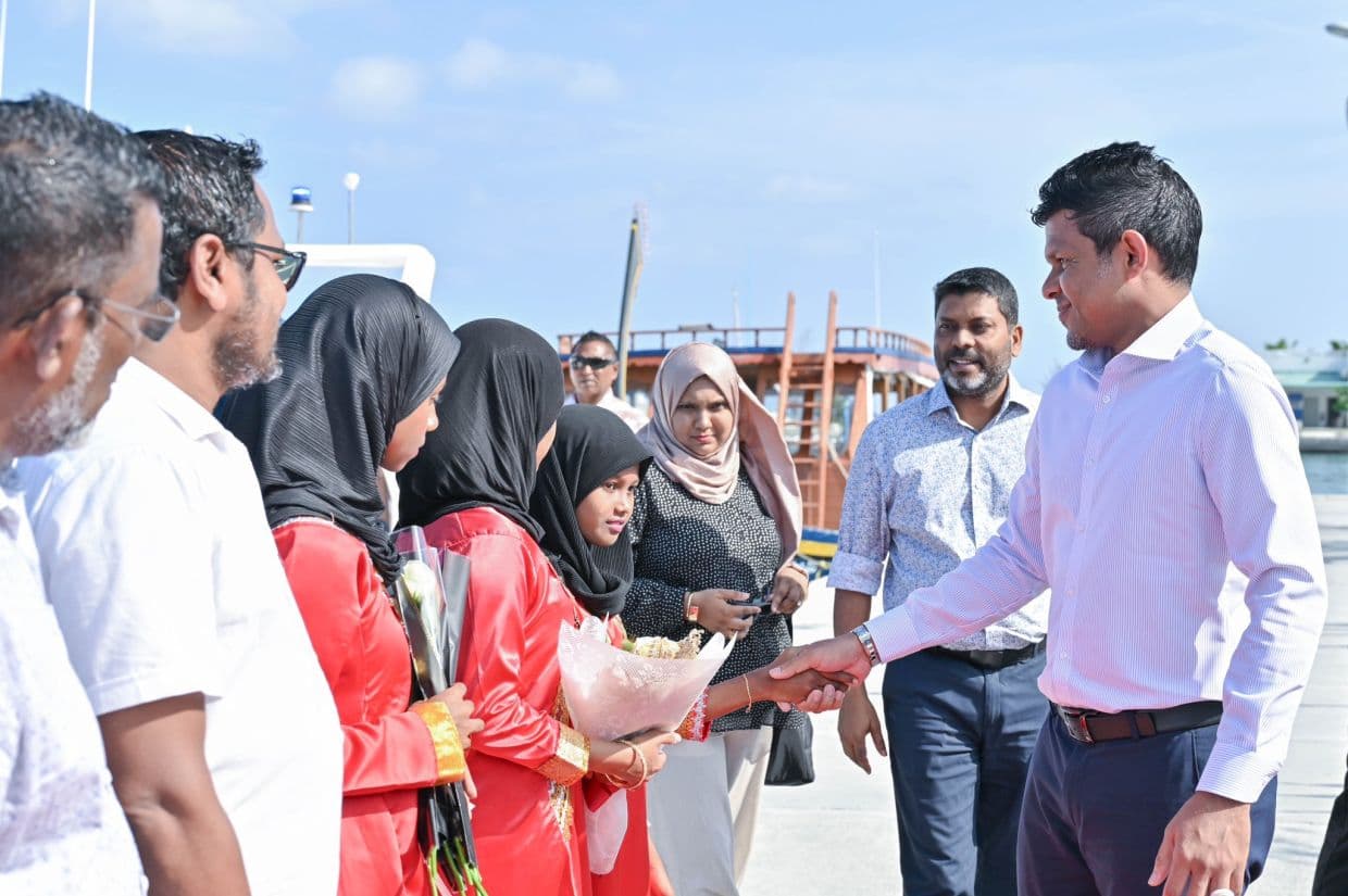 ނައިބު ރައީސް، މިއަދު އއ. އުކުޅަހަށް ކުރެއްވި ދަތުރުފުޅުގެ ތެރެއިން. / ފޮޓޯ: ރައީސް އޮފީސް