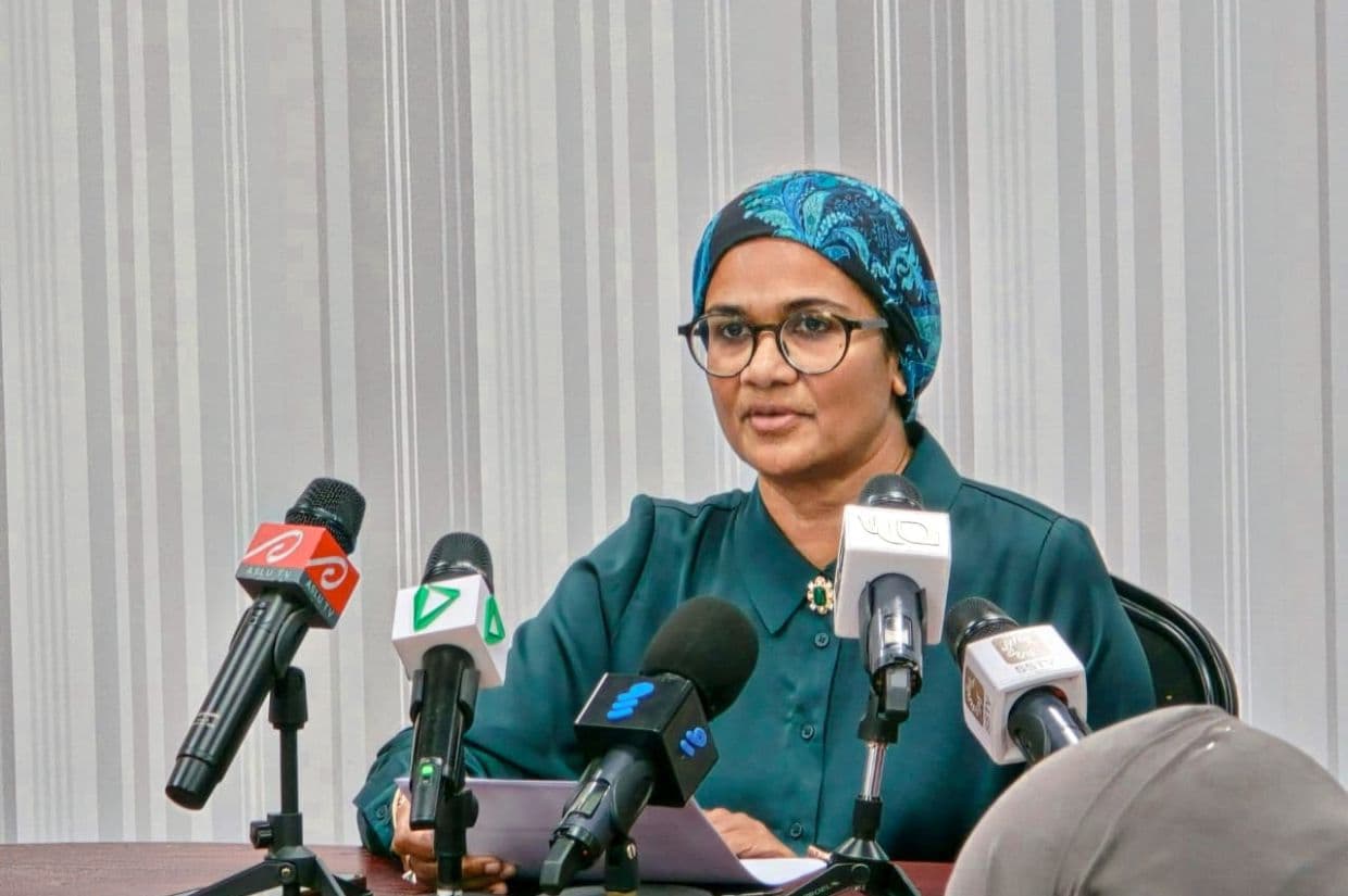 މަތީ ތައުލީމާއި މަސައްކަތްތެރިކަމާއި ހުނަރުތައް ތަރައްޤީކުރުމާއި ބެހޭ ވަޒީރު ޑރ. މަރިޔަމް މާރިޔާ.