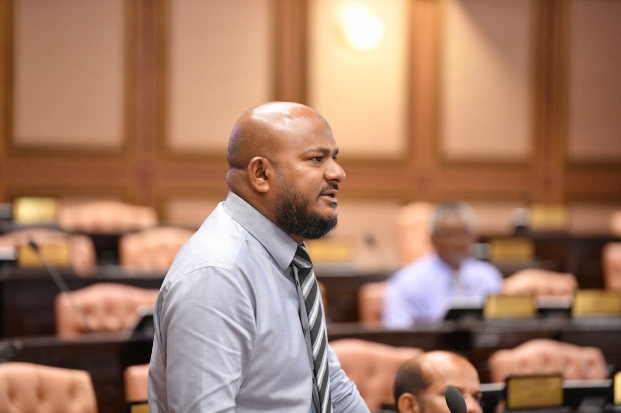 ބާރަށު ދާއިރާގެ މެންބަރު އިބްރާހީމް ޝުޖާޢު/ ފޮޓޯ: މަޖިލީސް