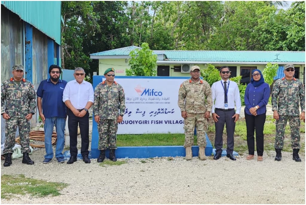ކަނޑުއޮތްގިރި ފިޝް ވިލެޖު އެމްއެންޑީއެފަށް ދިނުމަށް ރައީސުލްޖުމްހޫރިޔާގެ ކެބިނެޓުގެ މަޝްވަރާއިން ނިންމެވުން/ ފޮޓޯ: މިފްކޯ