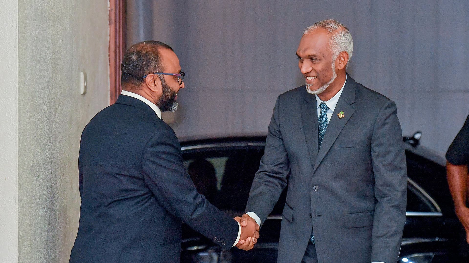 ރައީސް ޑރ.މުޙައްމަދު މުޢިއްޒު އެމަނިކުފާނުގެ އިސްލާމިކް މިނިސްޓަރާއެކު