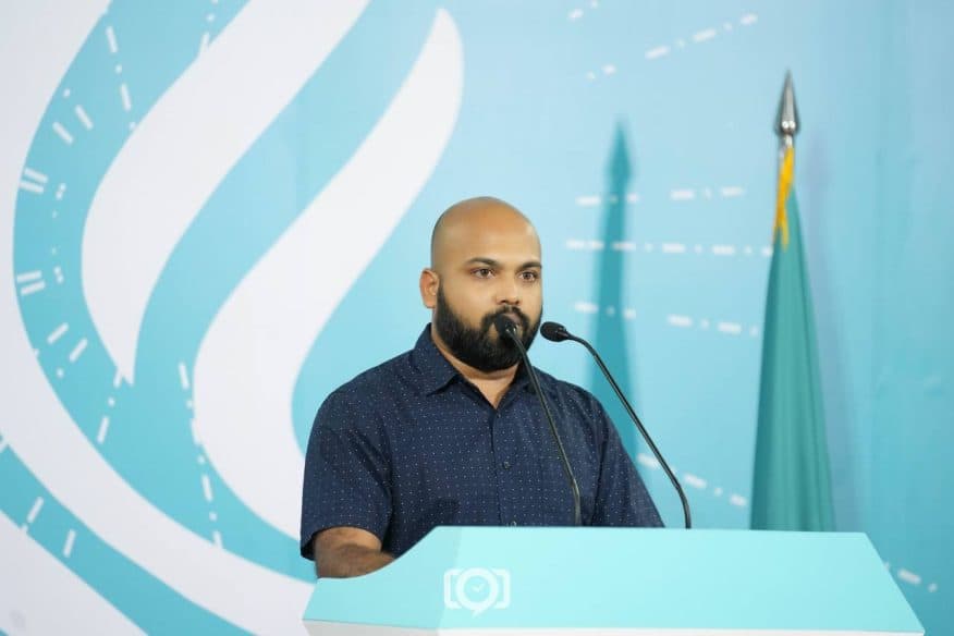 ފޭދޫ އުތުރު ދާއިރާގެ މެމްބަރު، އިސްމާޢީލް ނިޒާރު. ފޮޓޯ: ވަގުތު