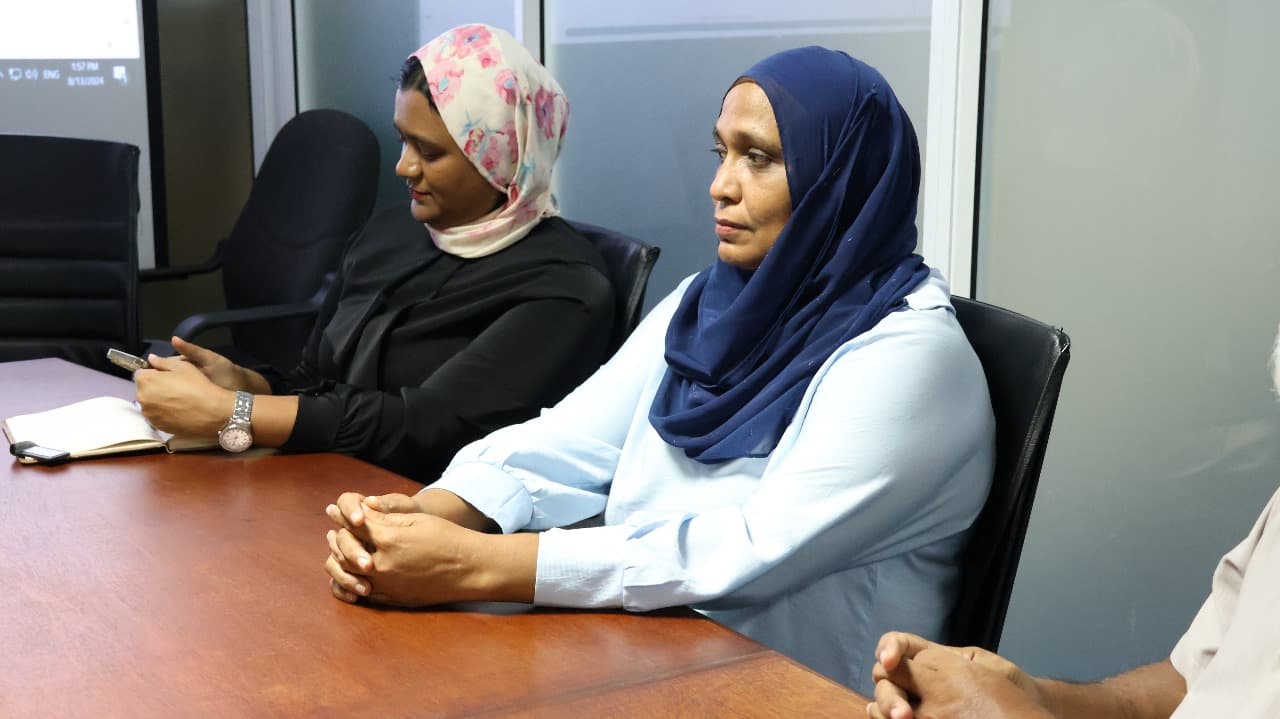 ޤަވާއިދާ ޚިލާފަށް އެތެރެކުރާ ޖަނަވާރުތައް ކޮންޓްރޯލްކުރުމުގައި ދަތިވަނީ އެނިމަލް ހެލްތު ޤާނޫނެއް ނެތުމުން: ޑ. މިނިސްޓަރ ޒުހުރާ