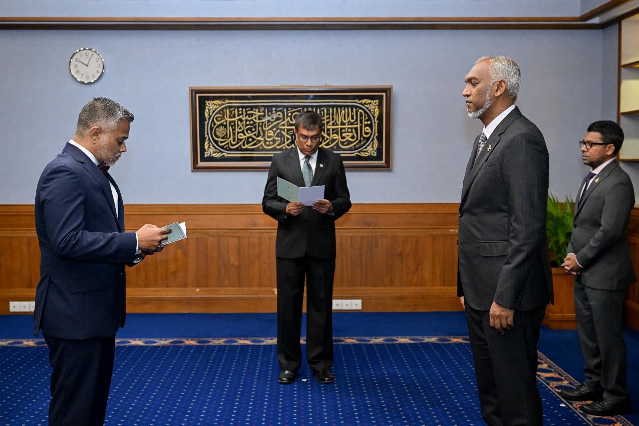 ފޮޓޯ: ރައީސް އޮފީސް