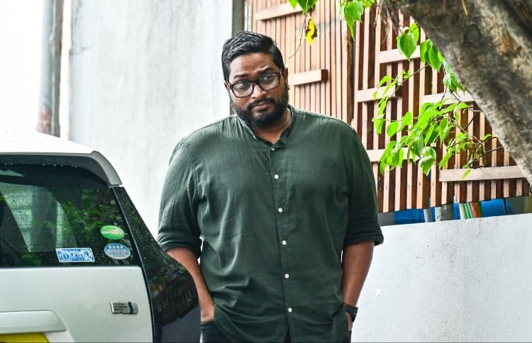 އެފްއޭއެމްގެ ކުރީގެ ރައީސް ބައްސާމް