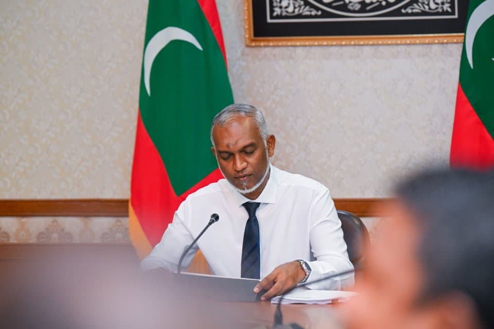ރައީސުލްޖުމްހޫރިއްޔާ ޑރ. މުޙައްމަދު މުޢިއްޒު