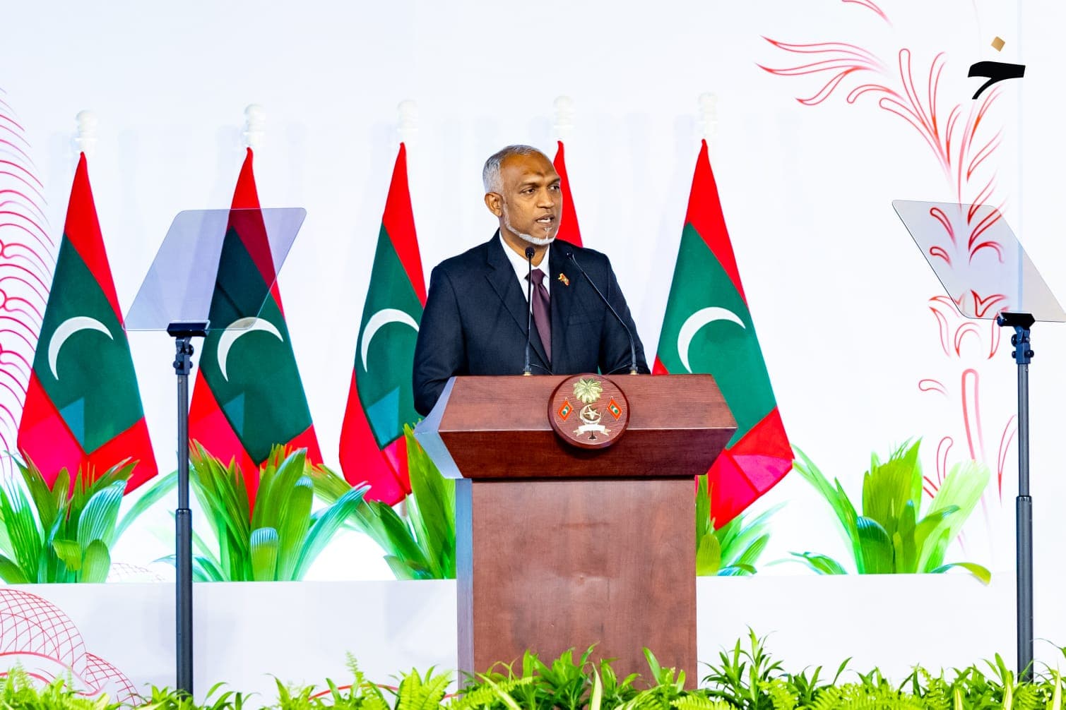 ރައީސުލްޖުމްހޫރިއްޔާ ޑރ. މުޙައްމަދު މުޢިއްޒު- އެމަނިކުފާނު ވަނީ ހުރިހާ ދިވެހި ރައްޔިތުން އެއްބައިވަންތަކަމާއެކު އިޞްލާޙީ މަސައްކަތްތަކުގައި ބައިވެރިވުމަށް ގޮވާލައްވާފަ