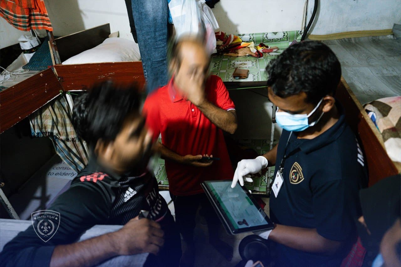 ޤަވާޢިދާއި ޚިލާފަށް އުޅޭ ބިދެސީން ހޯދުމަށް އިމިގްރޭޝަންއިން ހިންގާ އޮޕަރޭޝަނެއްގެ ތެރެއިން