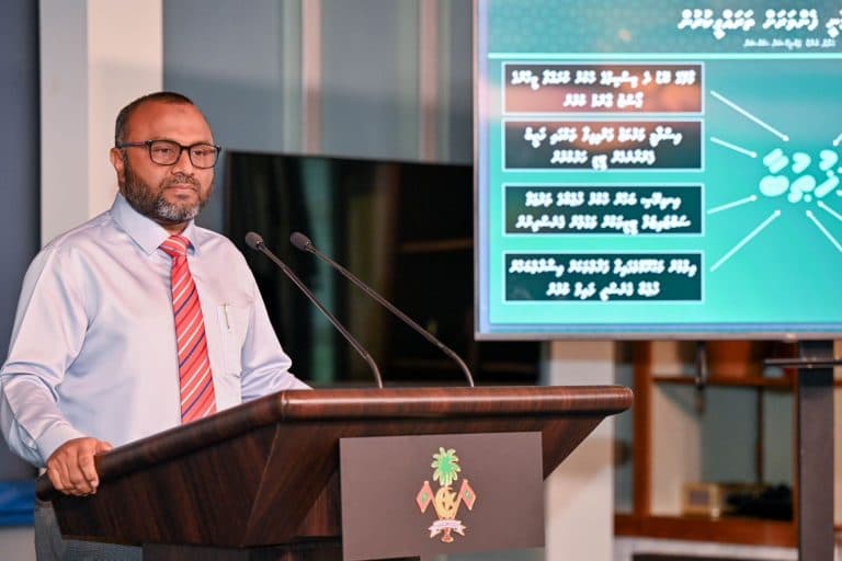 އިސްލާމިކް މިނިސްޓަރ ޑރ. މުޙައްމަދު ޝަހީމް ޢަލީ ސަޢީދު.