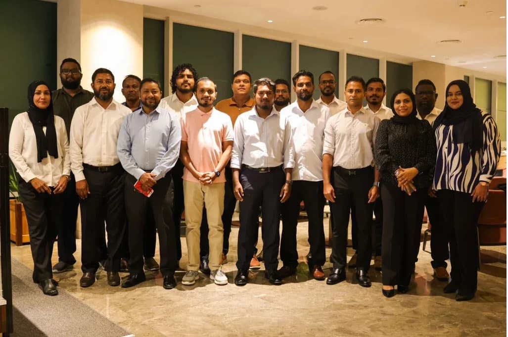 ޗައިނާ އަށް ފުރި ޕީއެންސީގެ ވަފްދު.