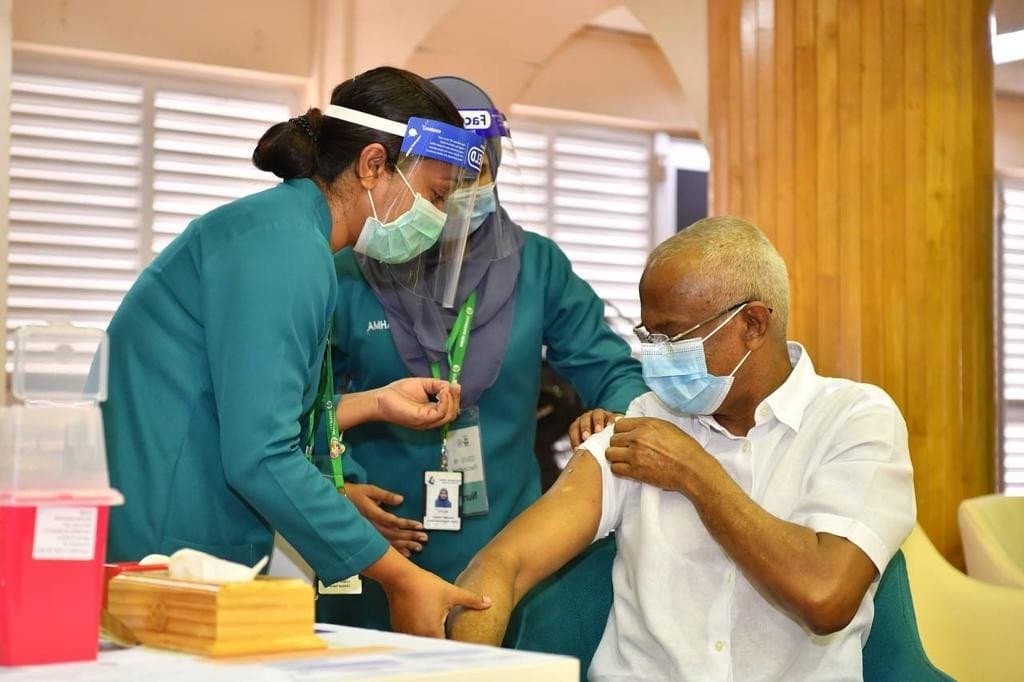 ކޮވިޑް ފެސިލިޓީގެ ނަމުގައި 313 މިލިއަން ރުފިޔާގެ ލޯނެއް ނެގި - ފިނޭންސް