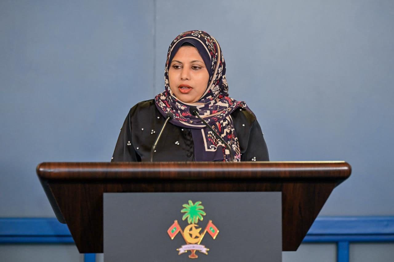 ރައީސުލްޖުމްހޫރިއްޔާގެ އޮފީހުގެ ސްޕޯކްސްޕާސަން ހީނާ ވަލީދު.