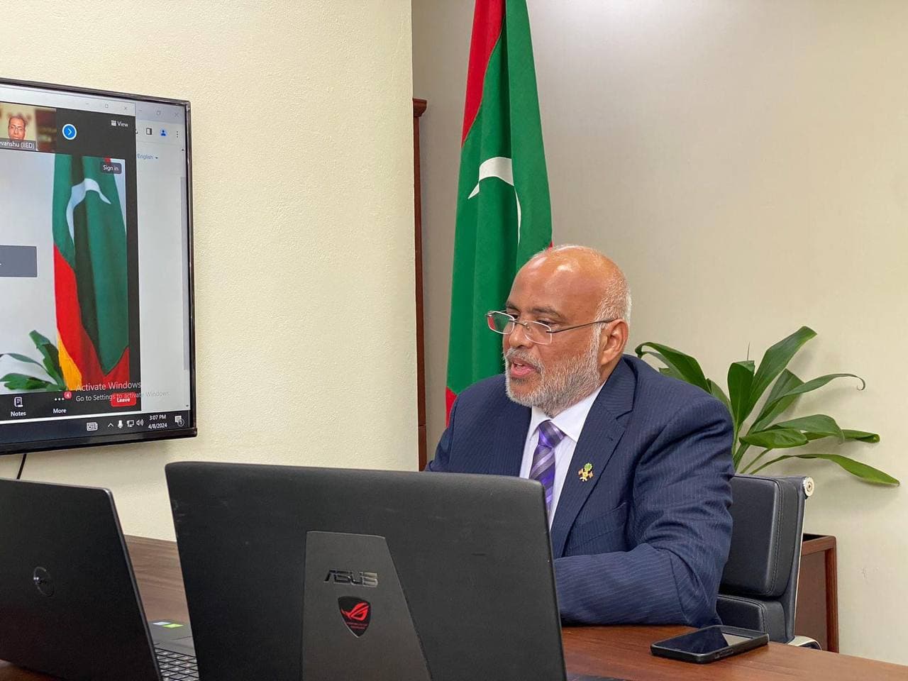 ވީހާވެސް ގިނަ މީހުންނަށް ފްލެޓު ދޭނެ، އުސޫލާ ހިލާފަށް ބާކީ ނުކުރާނެ: ހައުސިން