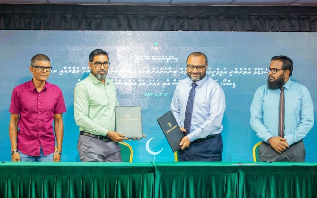 އަލިފުށީގައި އަމިއްލަ ފަރާތަކަށް މިސްކިތް އިމާރާތްކުރުމުގެ ހުއްދަދީ ސޮއި ކުރުމުގެ ރަސްމިއްޔާތު