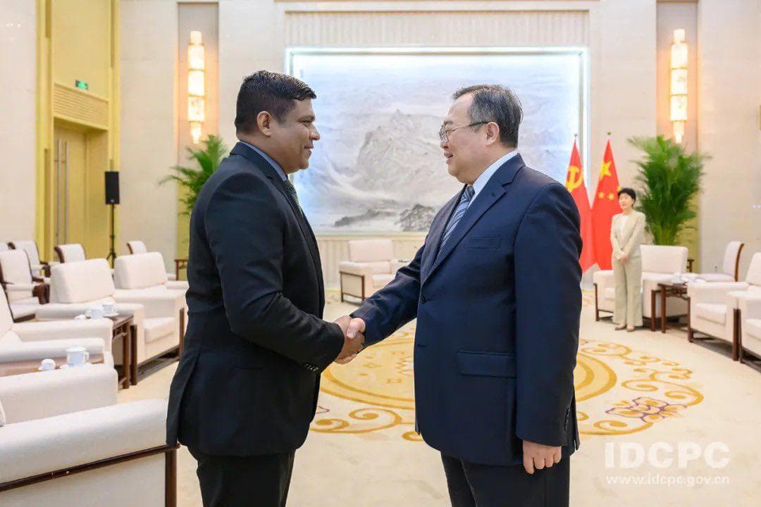 ބައްދަލުވުމުގެ ތެރެއިން / ފޮޓޯ: ޕީއެންސީ