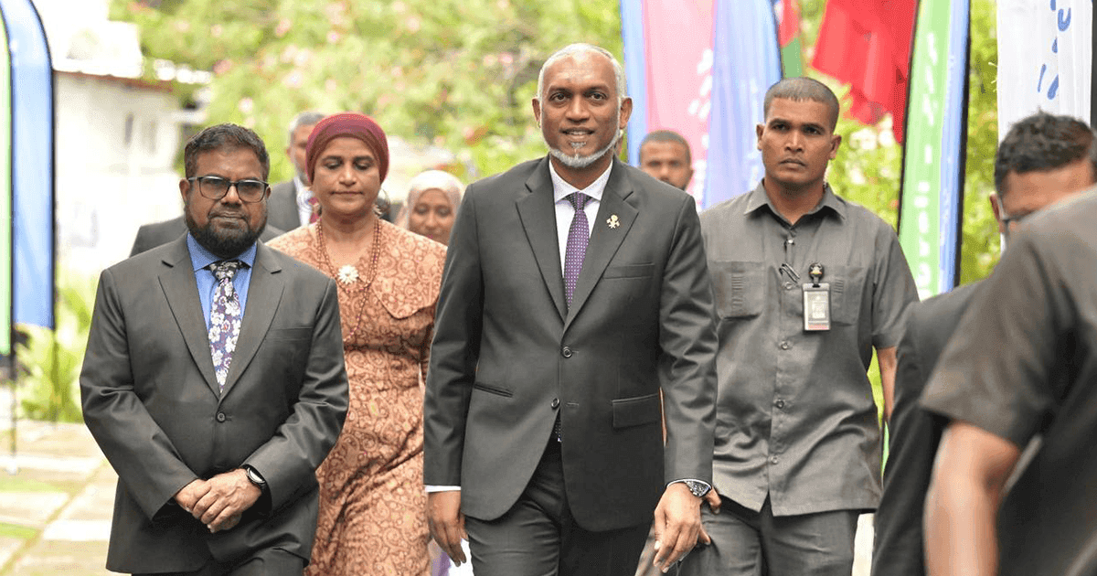 ރައީސް ޑރ،މުހައްމަދު މުއިއްޒު ތެވެލި ބައިނަލްއަގްވާމީ މަހާސިންތާއަށް ވަޑައިގަންނަވަނީ
