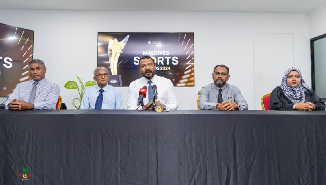 މޯލްޑިވިސް ސްޕޯޓްސް އެވޯޑްސް 2024 އާއި ގުޅޭ ގޮތުން ބޭއްވި ނޫސްވެރިންގެ ބައްދަލުވުމުގެ ތެރެއިން / ފޮޓޯ: މިނިސްޓްރީ