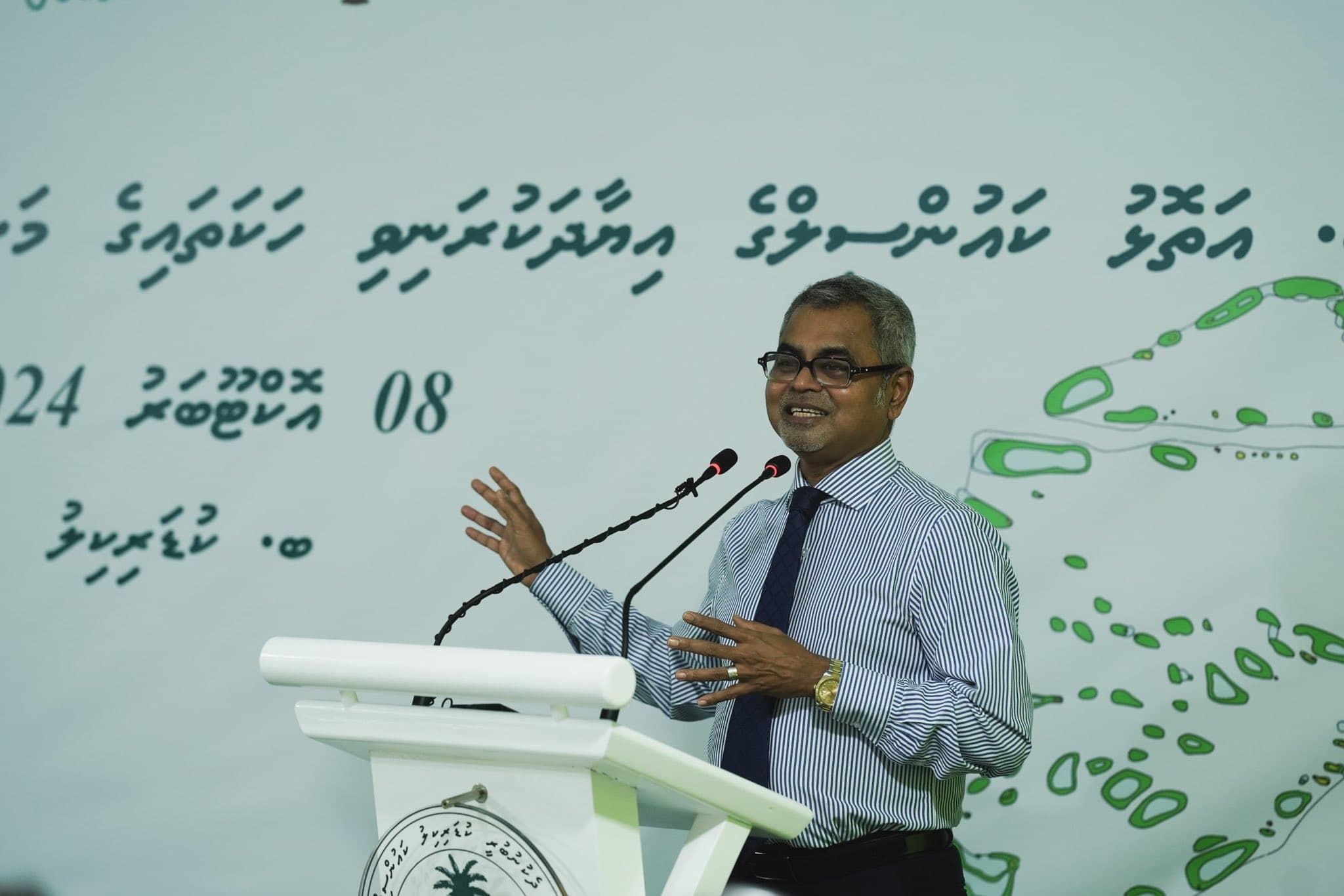 ފޮޓޯ: ތިމާވެށްޓާއި ހަކަތައާ ބެހޭ ވުޒާރާ
