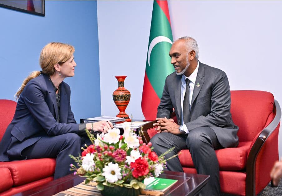 ރައީސުލްޖުމްހޫރިއްޔާ ޔޫ.އެސް.އެއިޑް ގެ އެޑްމިނިސްޓްރޭޓަރާއި ބައްދަލުކުރައްވައިފި