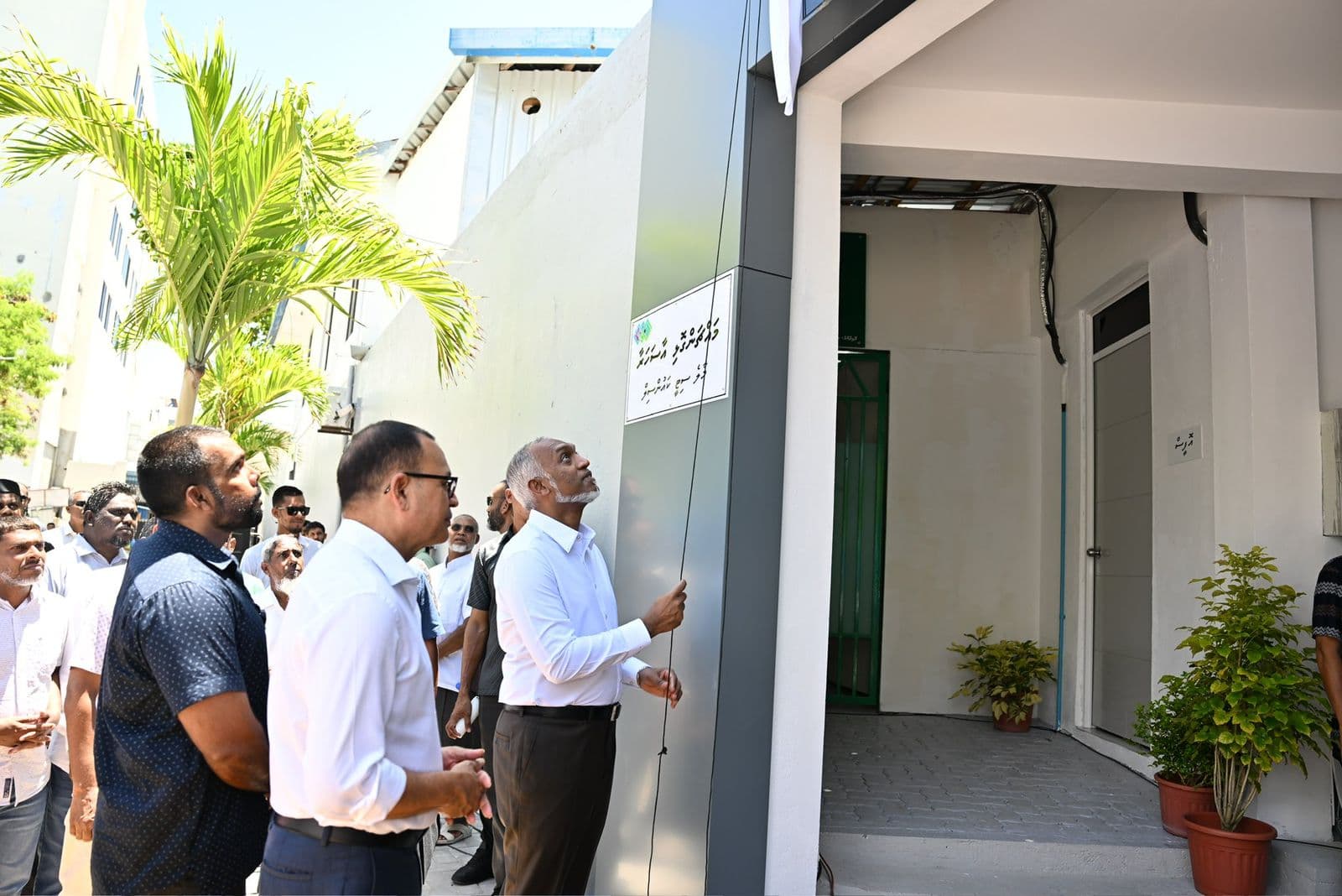 ރައީސުލްޖުމްހޫރިއްޔާ އާސަހަރާ މިސްކިތް ހުޅުވައިދެއްވަނީ.